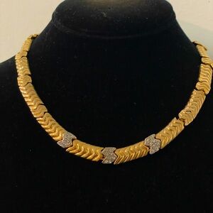Chunky Gold Tone Chevron Link Choker